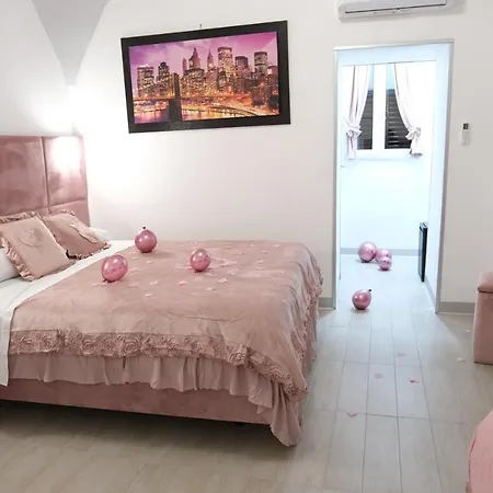 The King's House Bed and Breakfast Νάπολη