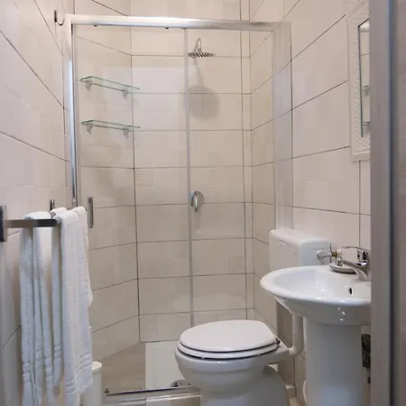 Bed and Breakfast The King's House 4*