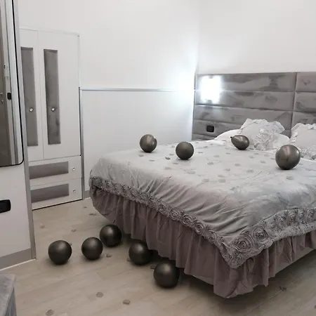 Bed & Breakfast The King's House Napels