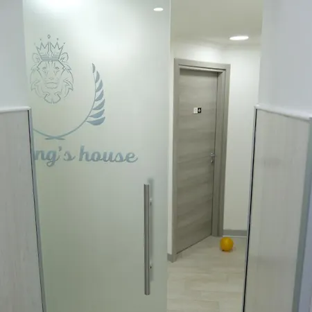 The King's House 4*