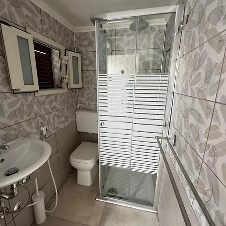 Bed & Breakfast The King's House 4*