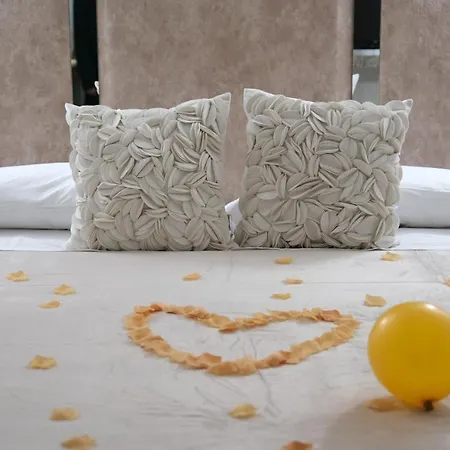 Frühstückspension The King's House 4*